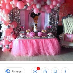 Meet your Posher, Dominique